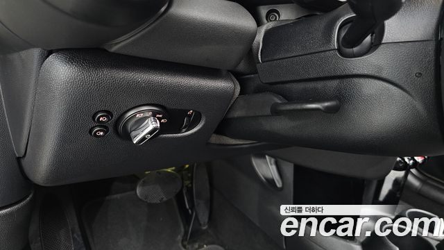 Mini Cooper 2020 — photo 25