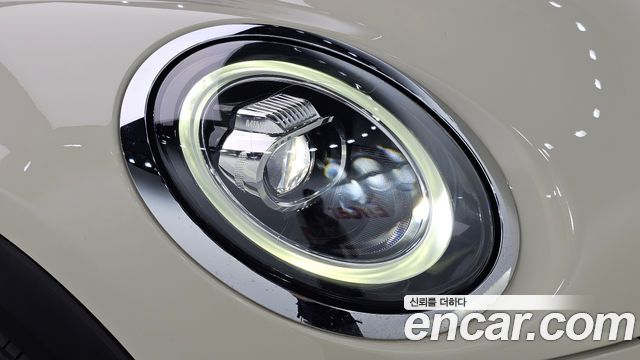Mini Cooper 2020 — photo 8