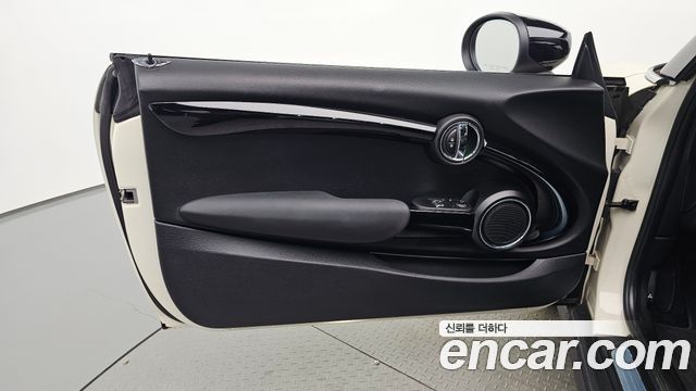 Mini Cooper 2020 — photo 14