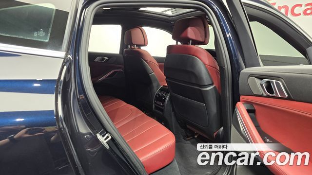 BMW X6 2021 — photo 17