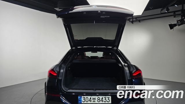 BMW X6 2021 — photo 26