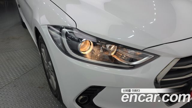 Hyundai AVANTE 2016 — photo 8