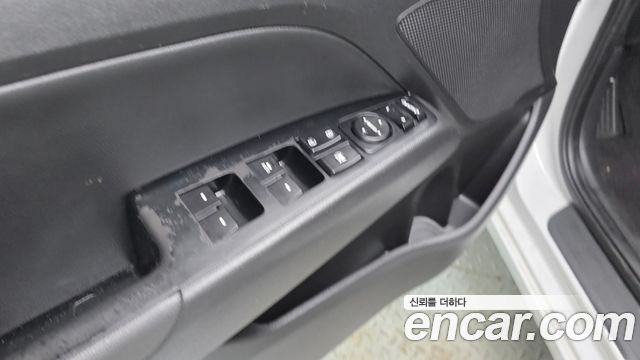 Hyundai AVANTE 2016 — photo 30