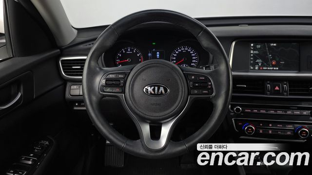 Kia K5 2016 — photo 19