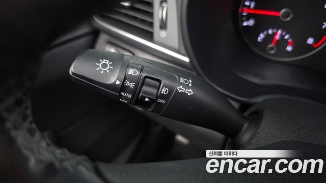 Kia K5 2016 — photo 24
