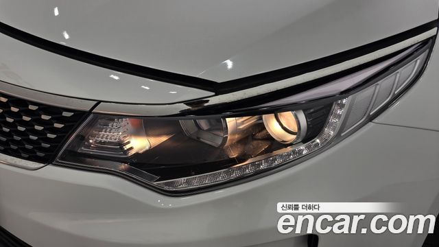 Kia K5 2016 — photo 8