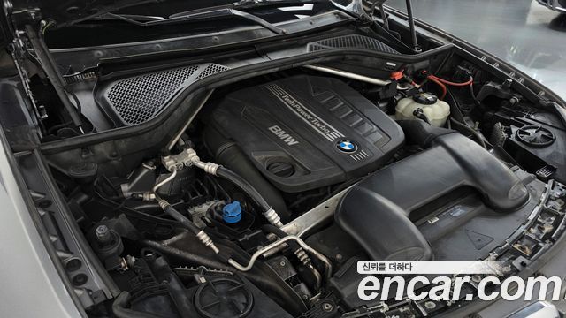 BMW X6 2018 — photo 6