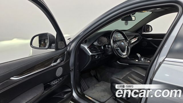 BMW X6 2018 — photo 10