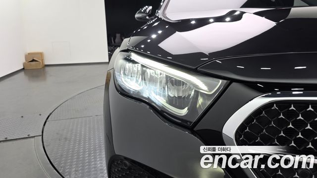 Mercedes-Benz E-Class 2024 — photo 8