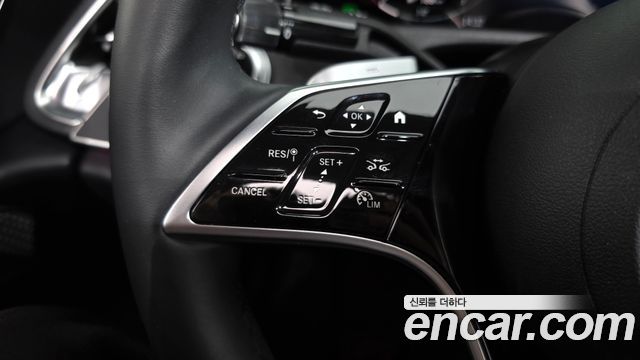 Mercedes-Benz E-Class 2024 — photo 28