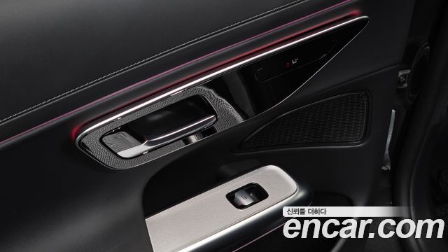 Mercedes-Benz E-Class 2024 — photo 31