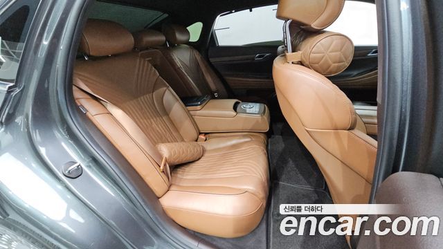 Genesis G80 2021 — photo 17