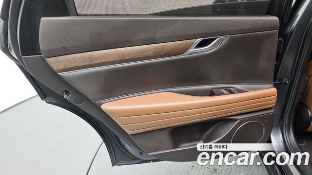 Genesis G80 2021 — photo 15