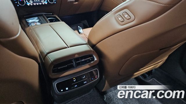 Genesis G80 2021 — photo 31