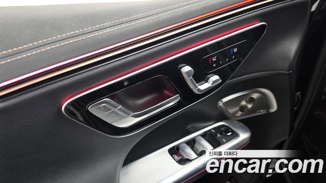 Mercedes-Benz EQE 2023 — photo 27