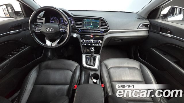 Hyundai AVANTE 2020 — photo 10