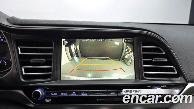 Hyundai AVANTE 2020 — photo 20