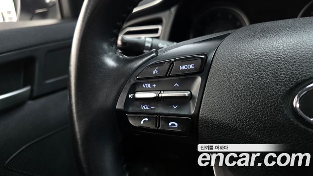 Hyundai AVANTE 2020 — photo 30