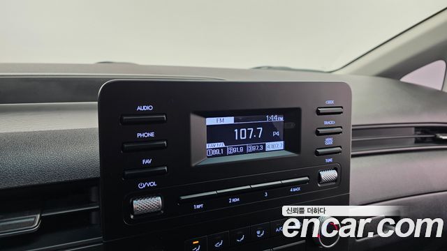 Hyundai Staria 2023 — photo 20