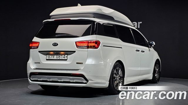 Kia Canival 2016 — photo 2