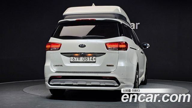 Kia Canival 2016 — photo 4