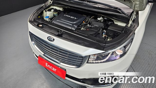 Kia Canival 2016 — photo 6