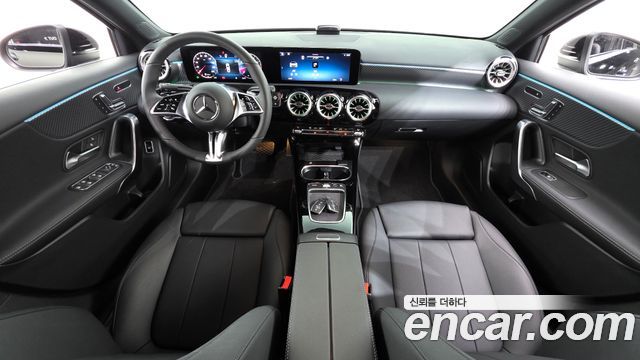 Mercedes-Benz A-Class 2025 — photo 7