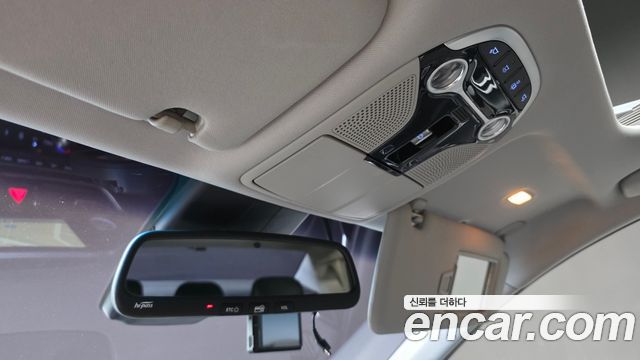 Hyundai Grandeur 2018 — photo 17