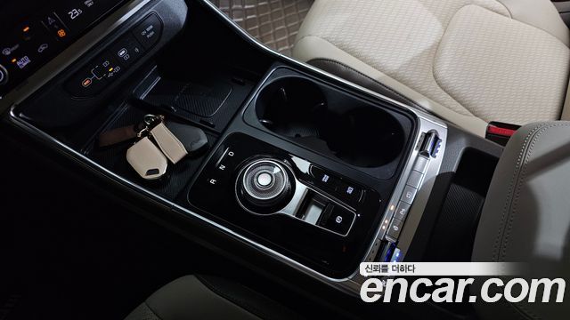 Kia Canival 2025 — photo 12