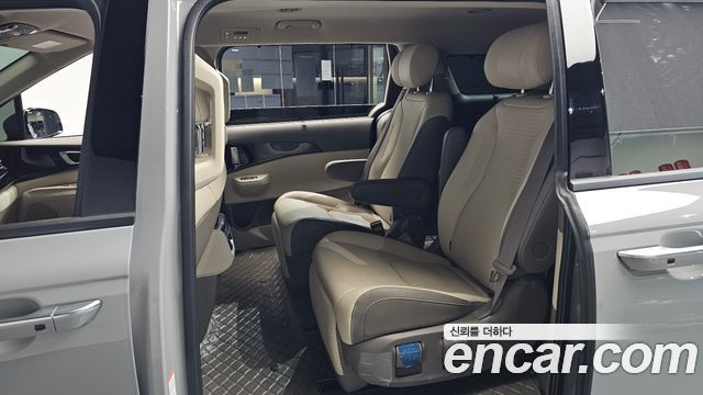 Kia Canival 2025 — photo 18