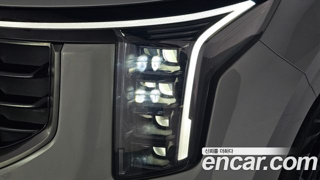 Kia Canival 2025 — photo 8
