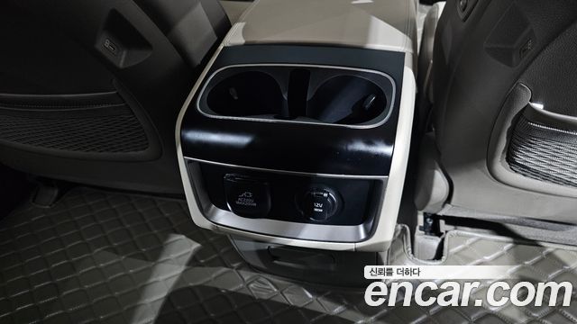 Kia Canival 2025 — photo 36