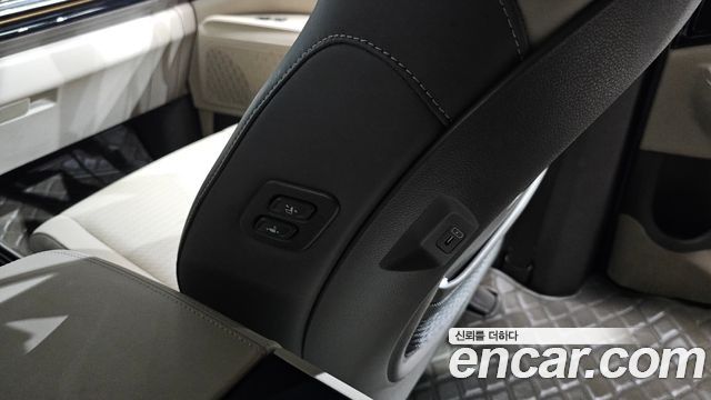 Kia Canival 2025 — photo 37