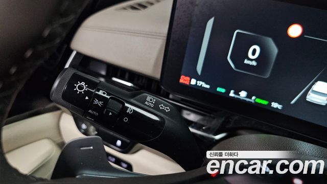 Kia Canival 2025 — photo 39