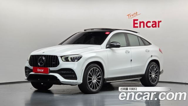 Mercedes-Benz GLE-Class 2022 — photo 1