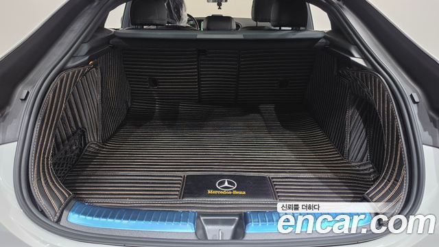 Mercedes-Benz GLE-Class 2022 — photo 25