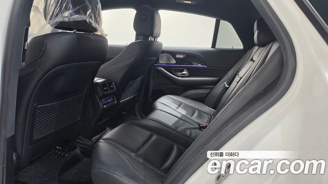 Mercedes-Benz GLE-Class 2022 — photo 26