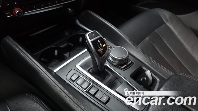 BMW X6 2018 — photo 12