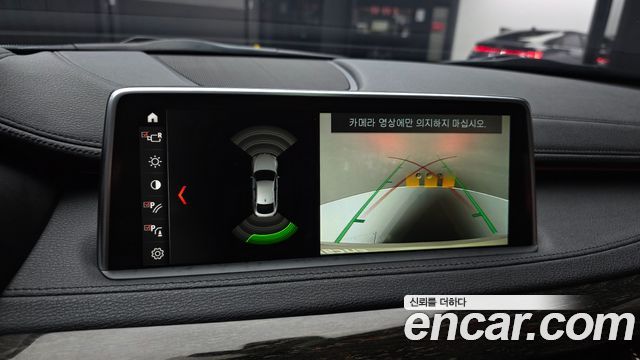 BMW X6 2018 — photo 23