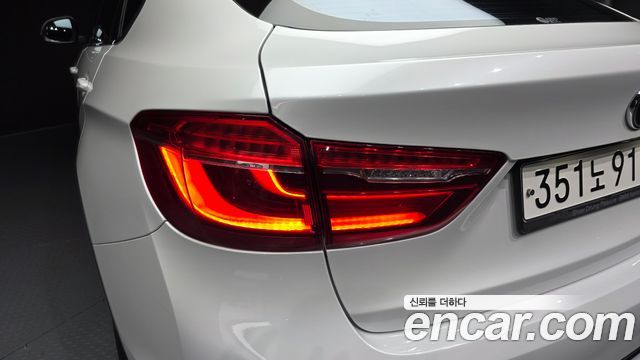 BMW X6 2018 — photo 9