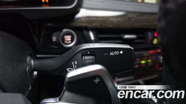 BMW X6 2018 — photo 31