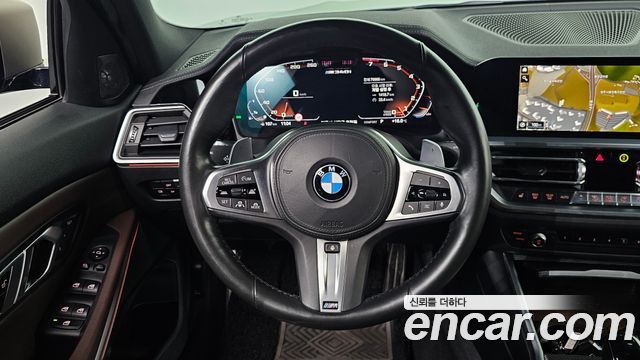 BMW 3-Series 2021 — photo 13