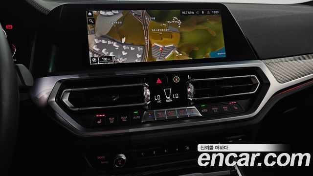 BMW 3-Series 2021 — photo 16