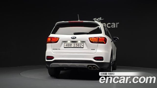 Kia Sorento 2018 — photo 4
