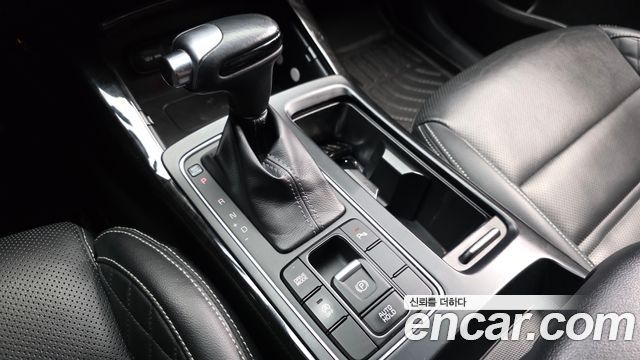 Kia Sorento 2018 — photo 12