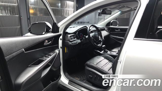 Kia Sorento 2018 — photo 13