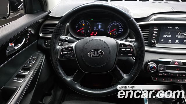 Kia Sorento 2018 — photo 19