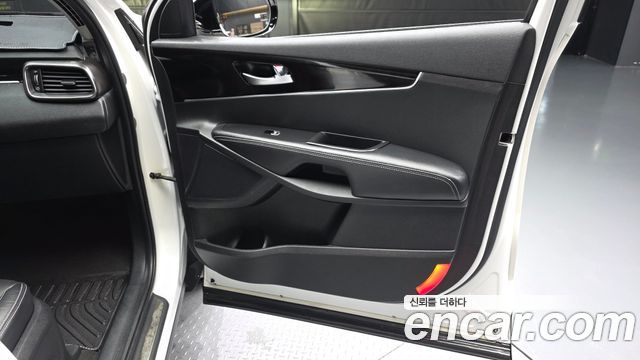 Kia Sorento 2018 — photo 14