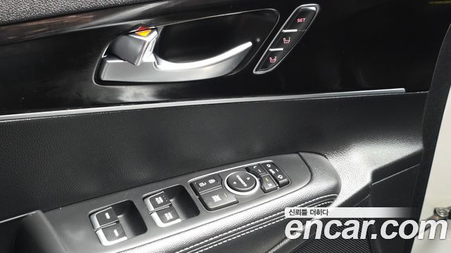 Kia Sorento 2018 — photo 29