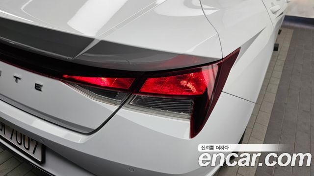 Hyundai AVANTE 2021 — photo 9